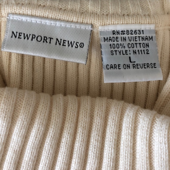 Newport News ribbed short sleeve turtleneck - Picture 3 of 3